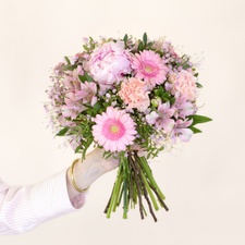 Bouquet de fleurs Bouquet de saison avec pivoines