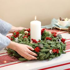 Bouquet de fleurs Grande couronne de Noël (décor inclus)