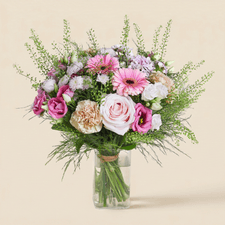 Bouquet de fleurs Maman chérie et son vase offert