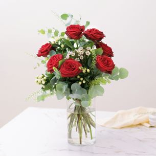 Bouquet de roses Rouge festif  Saint Amour
