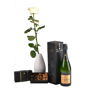 Bouquet de roses Trio festif Bouquet de roses Trio festif Collection Homme Festif