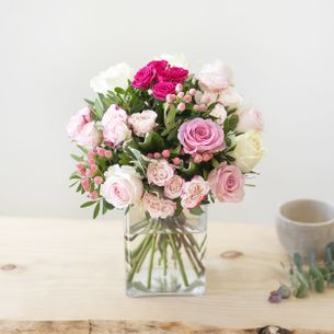 Bouquet de fleurs Vanille fraise et son vase offert Code Promo
