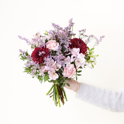 Bouquet de fleurs Douceur printanière et sa bougie parfumée Estéban