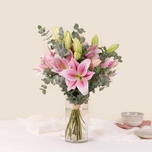 Fleurs deuil Nos magnifiques lys Fleurs deuil Nos magnifiques lys Toutes nos compositions de fleurs pour le deuil