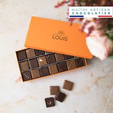 Bouquet de fleurs Ecrin de 21 Chocolats LOUIS noir et lait