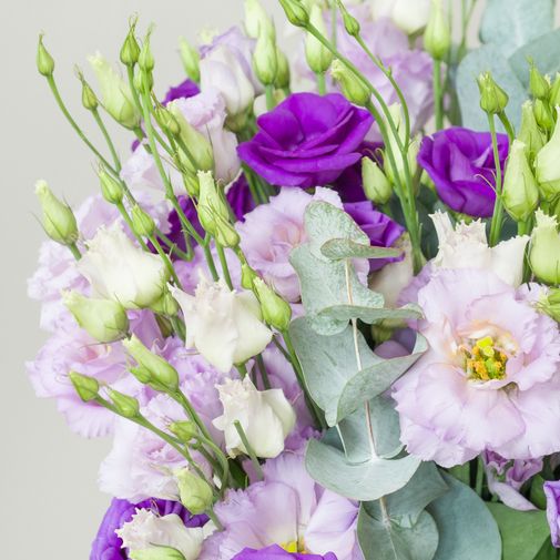 Bouquet de fleurs Brassée de lisianthus parme