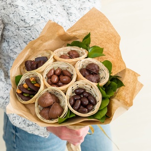 Fleurs et cadeaux Petit bouquet de chocolat Fleurs et cadeaux Petit bouquet de chocolat Fleurs et gourmandises