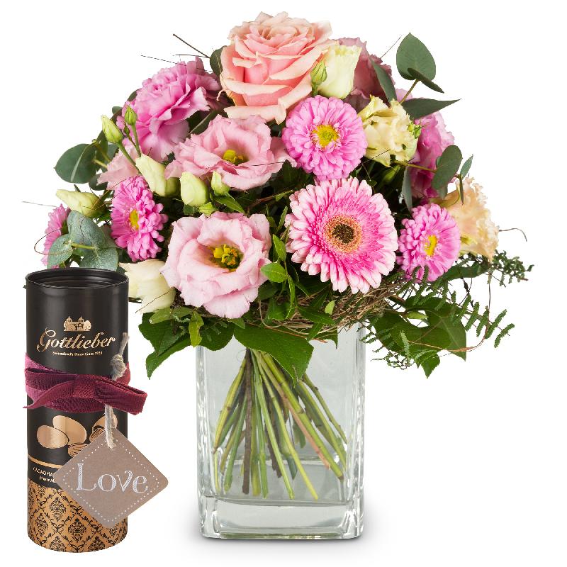 Bouquet de fleurs Little Princess with Roses with Gottlieber cocoa almonds and