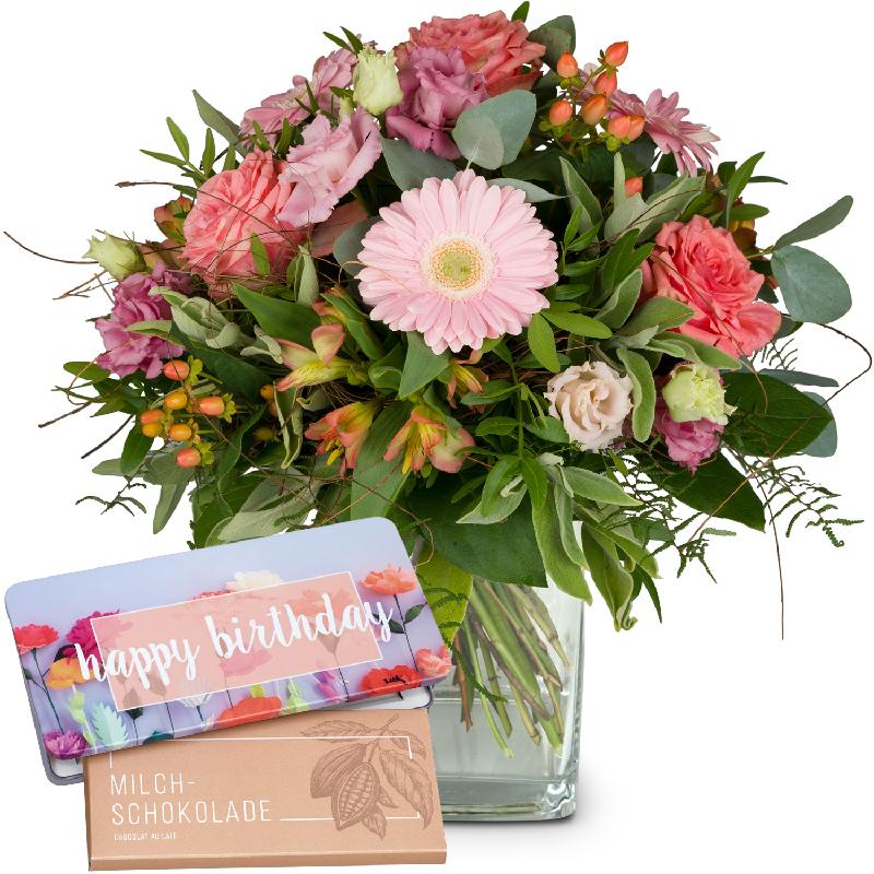 Bouquet de fleurs Sweet Romance with bar of chocolate «Happy Birthday»