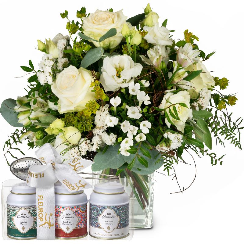 Bouquet de fleurs Natural Magic of Blossoms with Gottlieber tea gift set