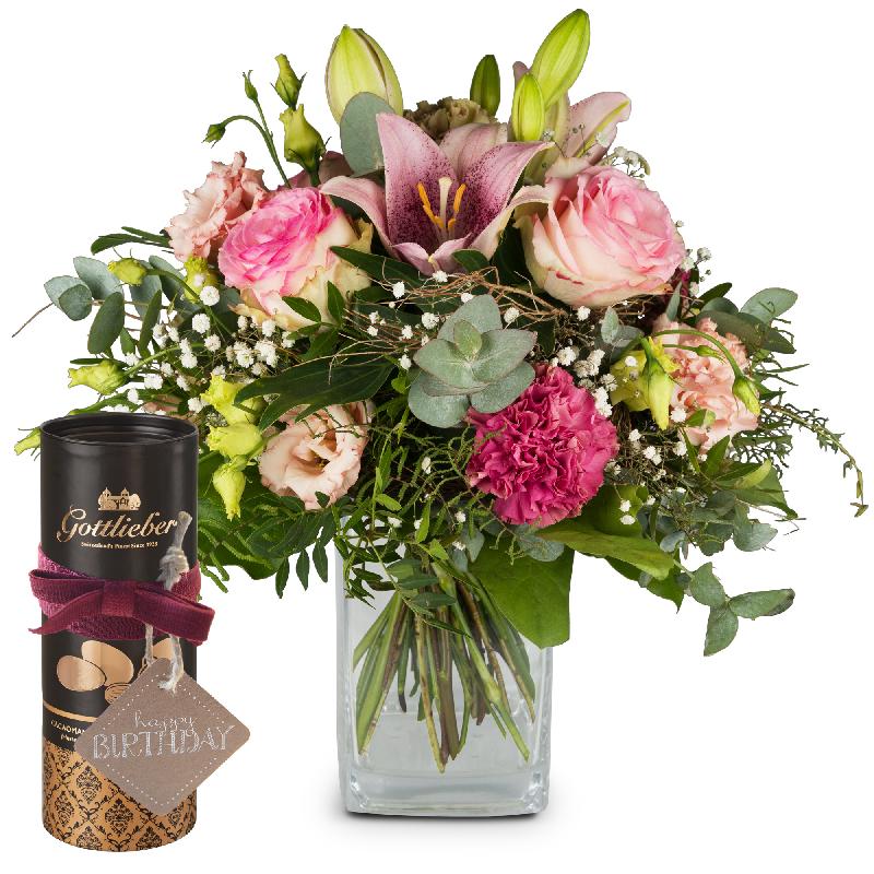 Bouquet de fleurs Lily Magic with Gottlieber cocoa almonds and hanging gift ta