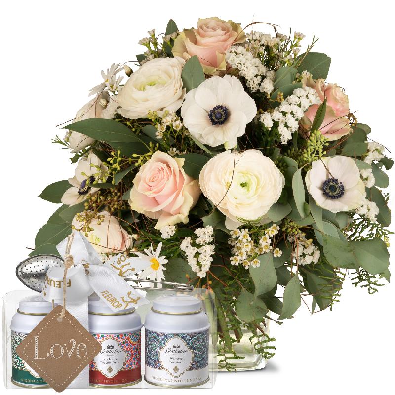 Bouquet de fleurs Because you exist with Gottlieber tea gift set and hanging g