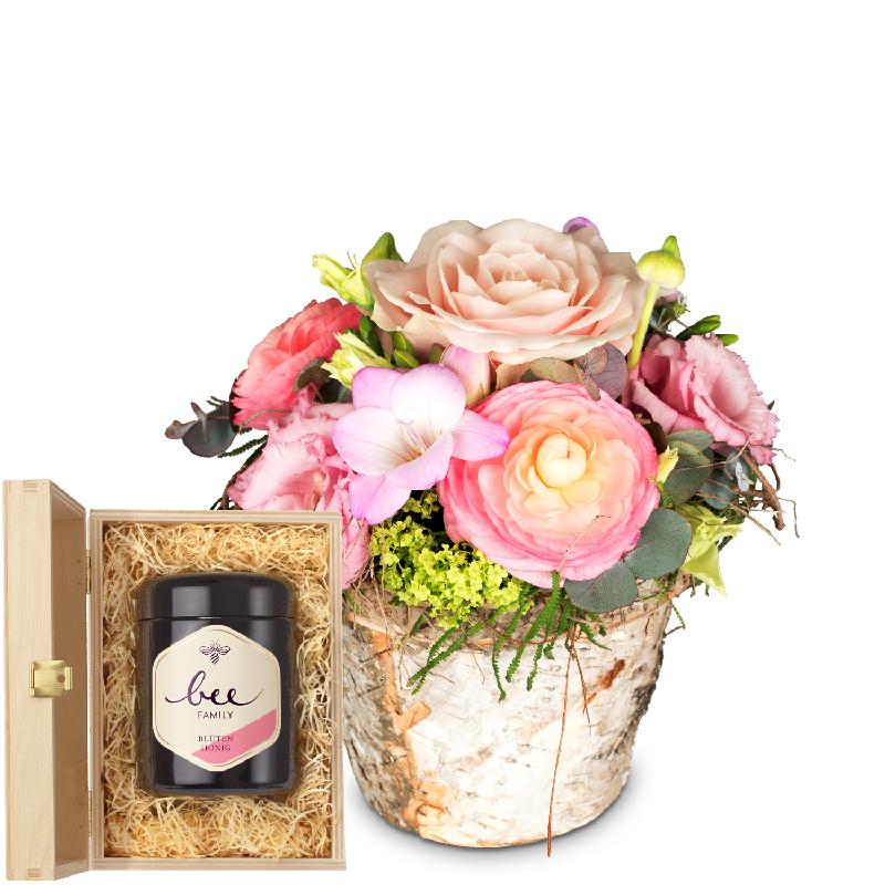 Bouquet de fleurs Sweet Spring Basket with Swiss blossom honey