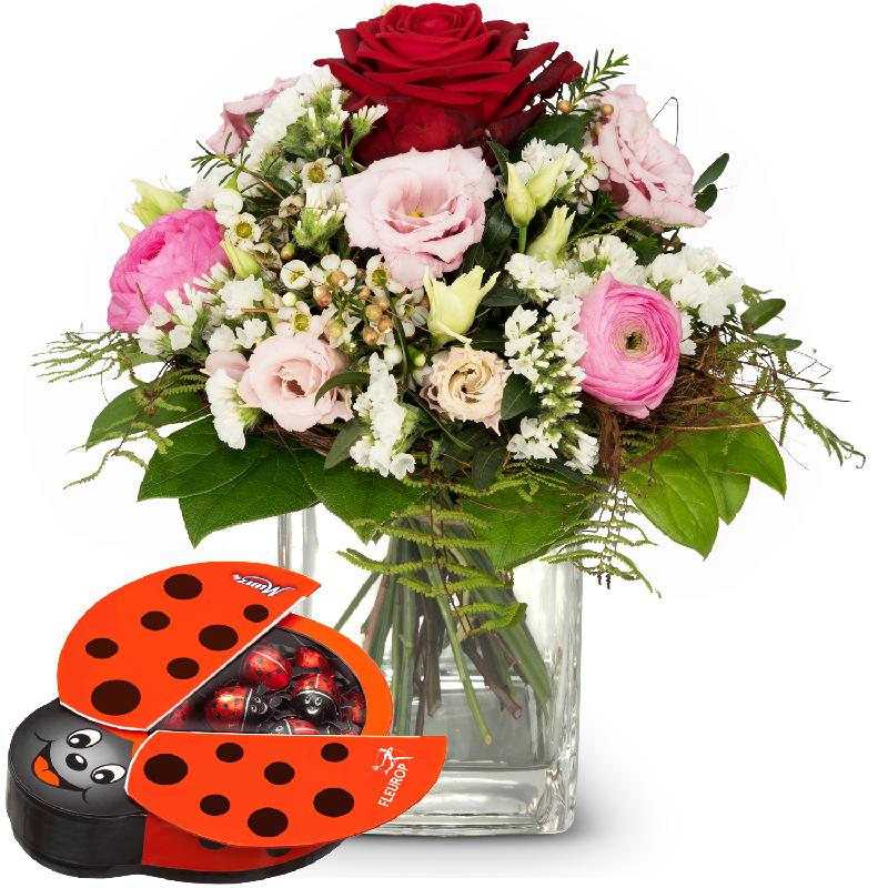 Bouquet de fleurs Thinking of You ... with chocolate ladybird