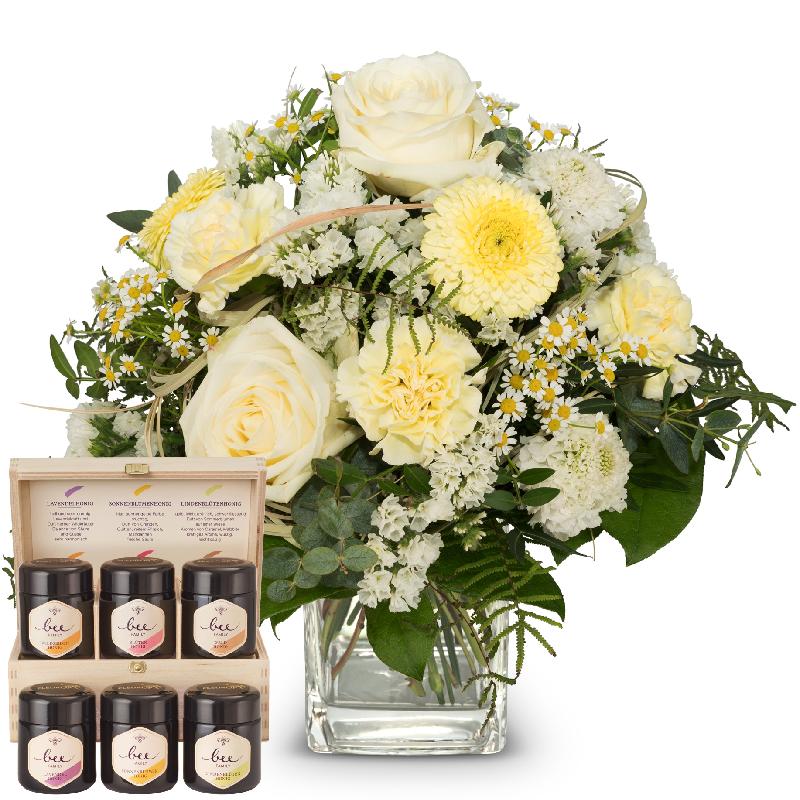 Bouquet de fleurs Natural lightness with honey gift set