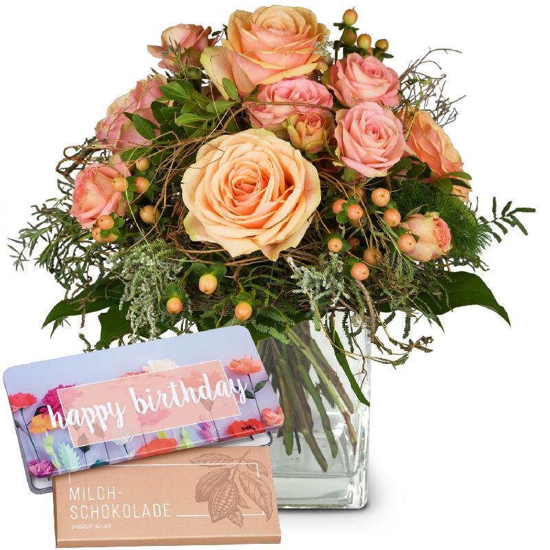 Bouquet de fleurs Tender Winter Roses with bar of chocolate «Happy Birthday»