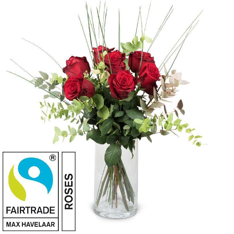Bouquet de fleurs 7 Red Fairtrade Max Havelaar-Roses with greenery