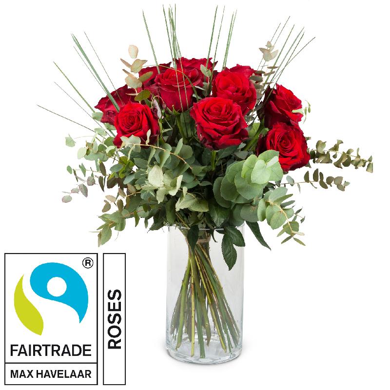 Bouquet de fleurs 12 Red Fairtrade Max Havelaar-Roses with greenery
