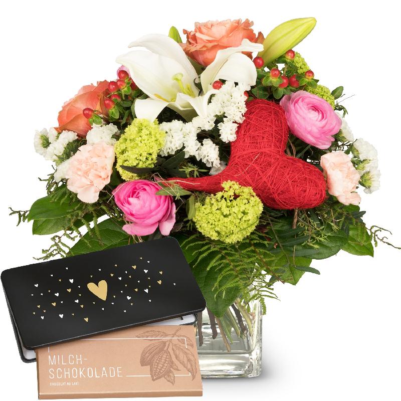 Bouquet de fleurs Mother's Day Bouquetwith bar of chocolate «Heart»