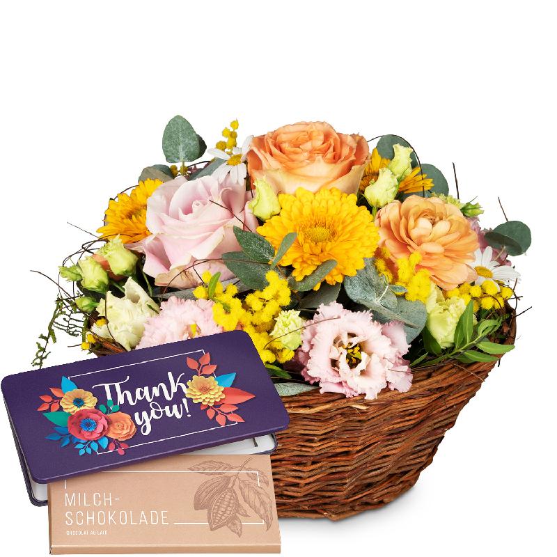 Bouquet de fleurs Cheerful Spring Meadow with bar of chocolate «Thank you»