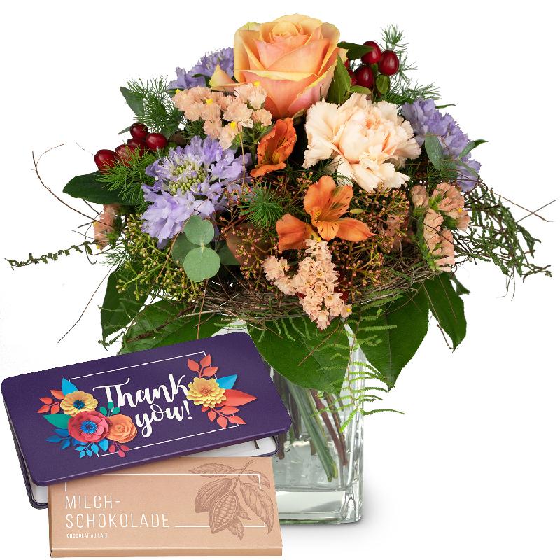 Bouquet de fleurs Small but Yours with bar of chocolate «Thank you»