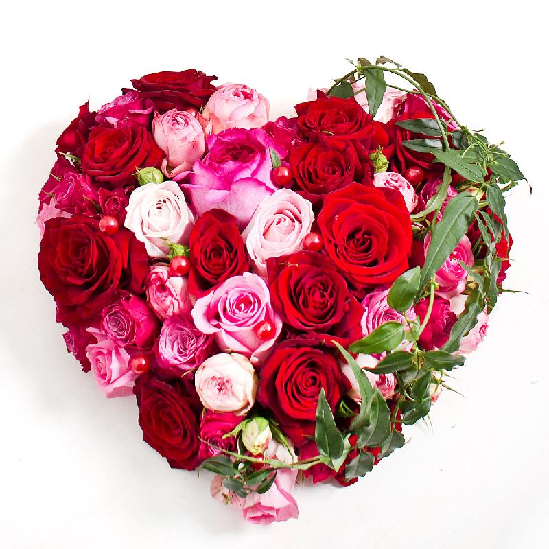 Bouquet de fleurs Heartshape Arrangement for Beloved Bouquet de fleurs Heartshape Arrangement for Beloved