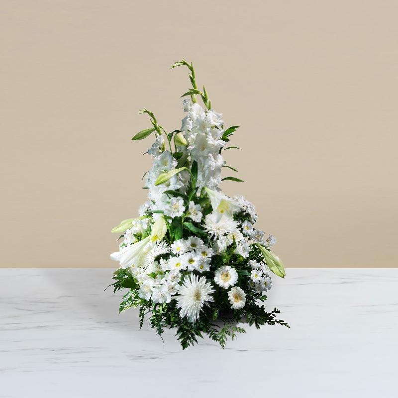 Bouquet de fleurs Vertical Bouquet in white shades