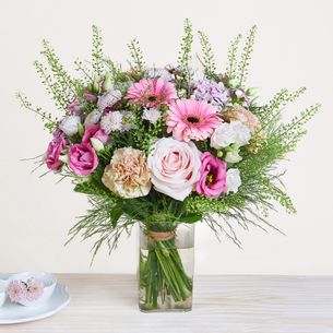 Bouquet de fleurs Maman chérie et son vase offert Fête des Mères