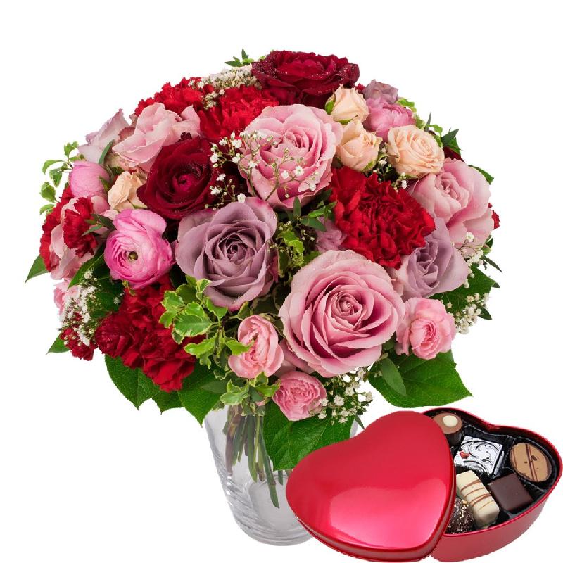 Bouquet de fleurs Wonderwoman with red chocolate heart Bouquet de fleurs Wonderwoman with red chocolate heart
