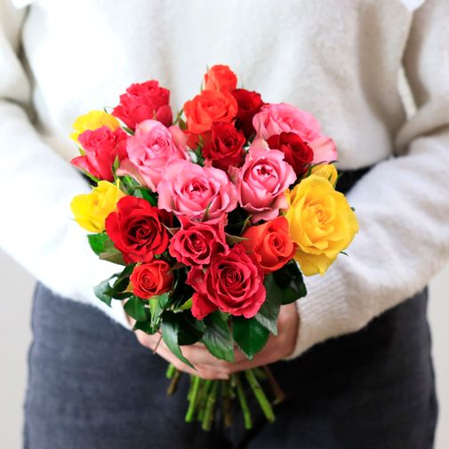 Bouquet de roses Brassée de 20 roses multicolores