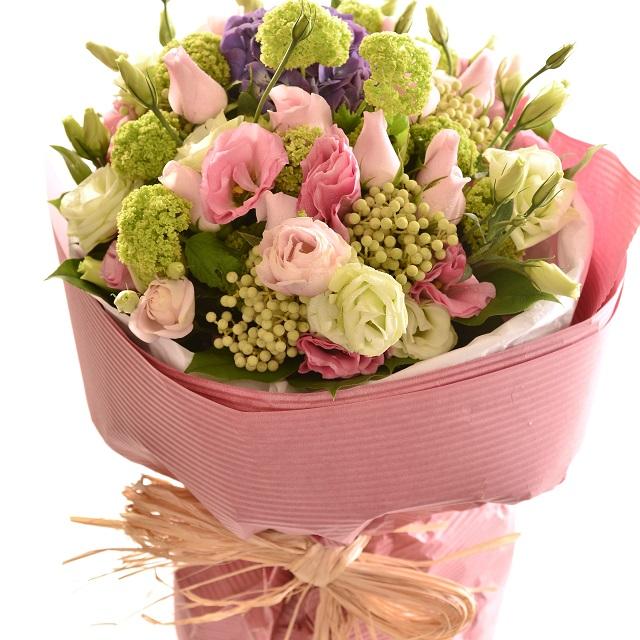 Bouquet de fleurs Bouquet of Cut Flowers pastel pinks