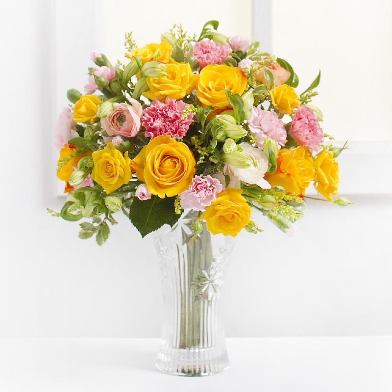 Bouquet de fleurs Delicate Bouquet in Yellow Colors Bouquet de fleurs Delicate Bouquet in Yellow Colors