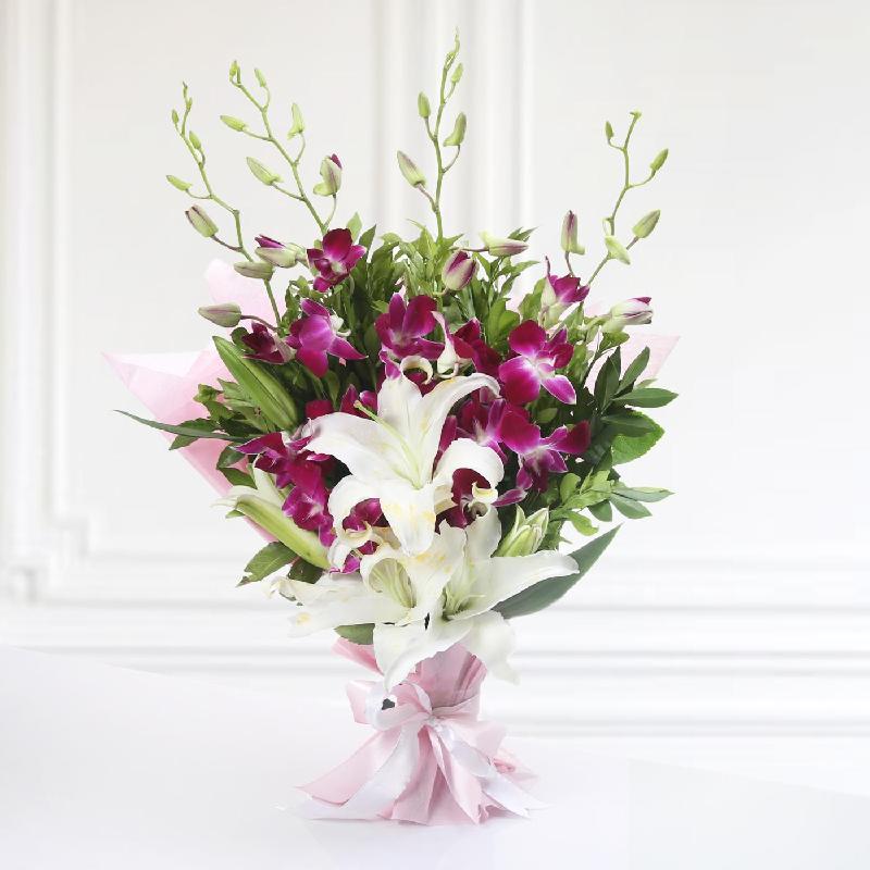 Bouquet de fleurs GRACEFUL BUNCH OF ORCHIDS AND LILIES Bouquet de fleurs GRACEFUL BUNCH OF ORCHIDS AND LILIES