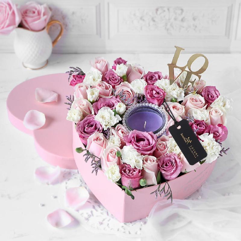 Bouquet de fleurs Heart of Fragrance Flower Box
