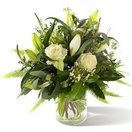 Bouquet de fleurs Funeral Sympathybouquet lily Bouquet de fleurs Funeral Sympathybouquet lily