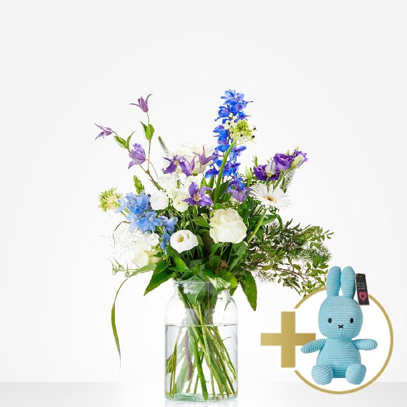 Bouquet de fleurs Combi Bouquet: Welcome little boy; including blue Niffy for