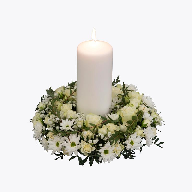 Bouquet de fleurs Funeral Wreath with a candle