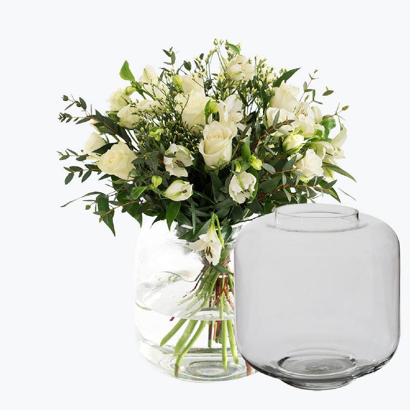 Bouquet de fleurs Classic White with A Vase