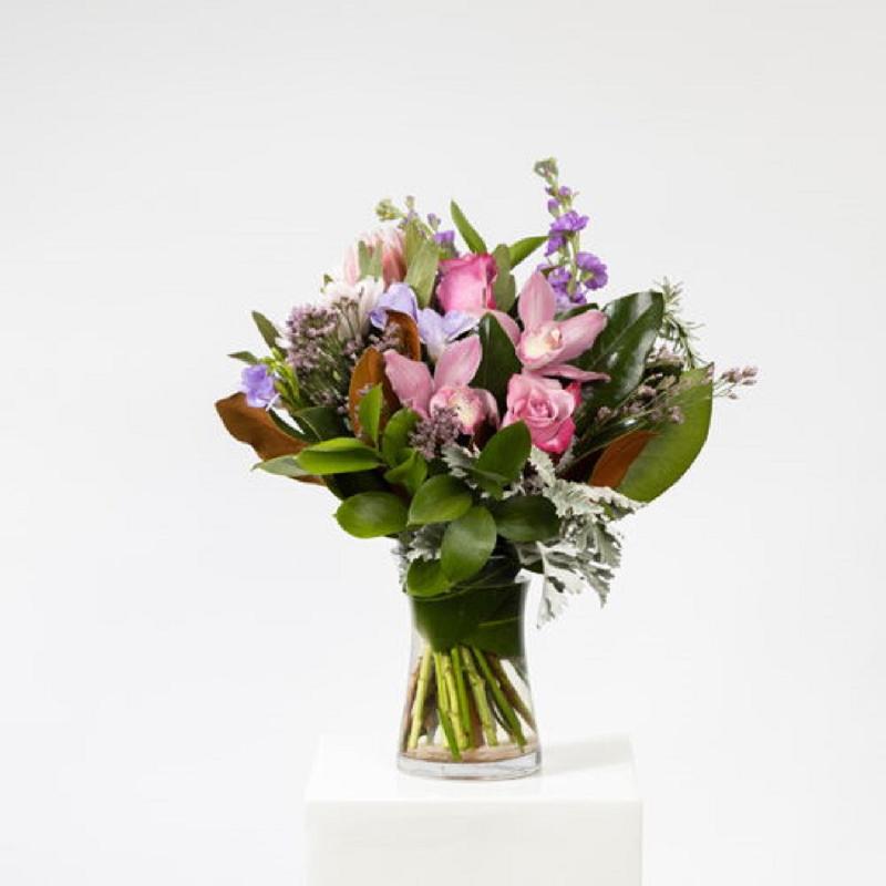 Bouquet de fleurs Mauve Bouquet in Vase