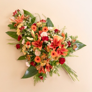 Fleurs deuil Voyage astral rouge orangé Fleurs deuil Voyage astral rouge orangé Deuil POMPES FUNEBRES