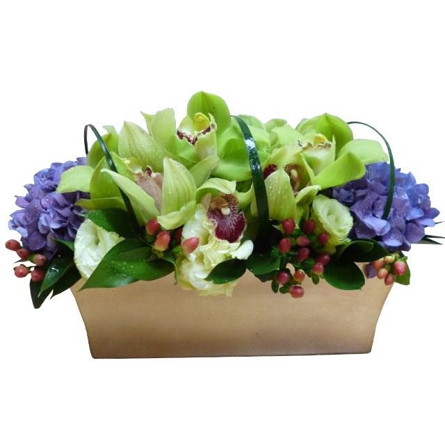 Bouquet de fleurs Arrangement in container