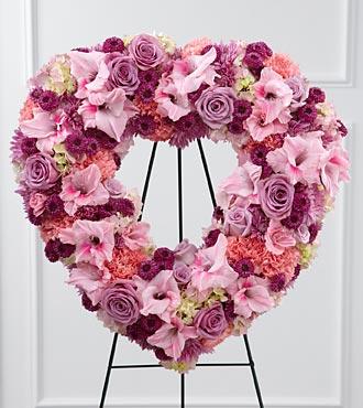 Bouquet de fleurs S28-4501 - The FTD® Eternal Rest™ Standing Heart