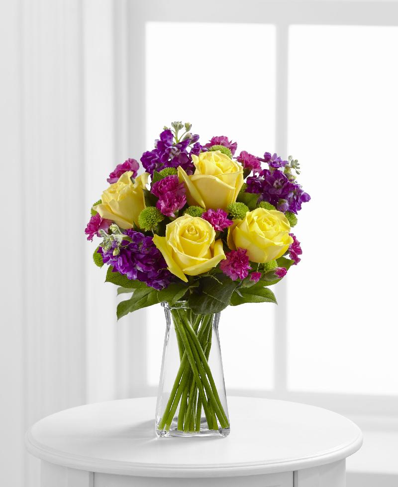 Bouquet de fleurs The Happy Times Bouquet by FTD - VASE INCLUDED