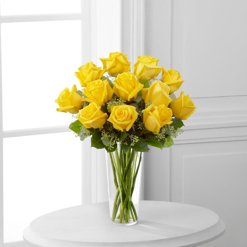 Bouquet de fleurs The Yellow Rose Bouquet by FTD - VASE INCLUDED