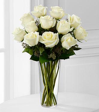 Bouquet de fleurs The White Rose Bouquet by FTD - VASE INCLUDED Bouquet de fleurs The White Rose Bouquet by FTD - VASE INCLUDED
