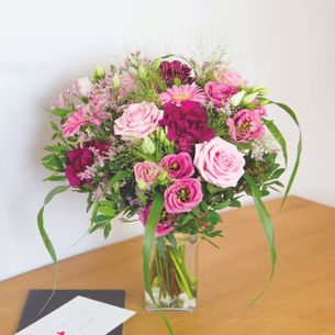 Bouquet de fleurs Bois de rose et son vase offert Bouquets de fleurs mariage