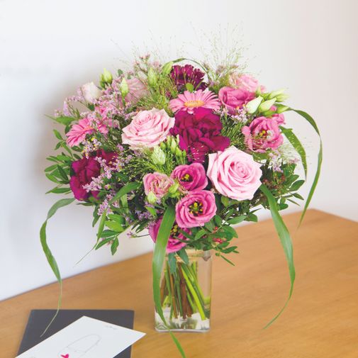 Bouquet de fleurs Bois de rose et son vase